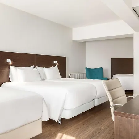 Hotel Nh Centre 4*