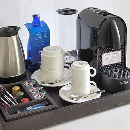 Nh Centre Hotell 4*