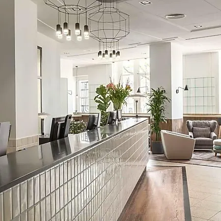 Hotell Nh Centre 4*