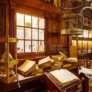 מלון Nh Centre 4*