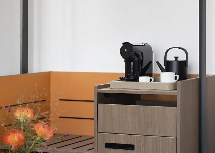 Ξενοδοχείο Nh Centre