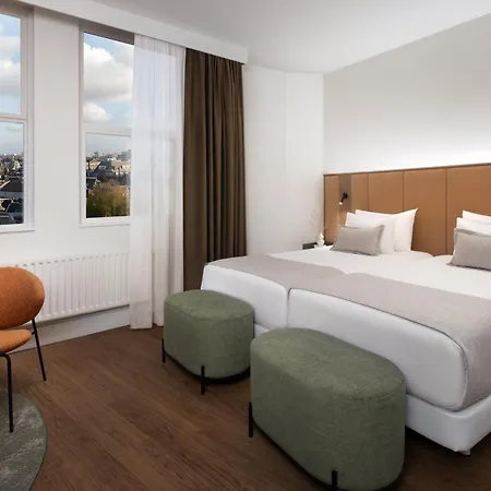 Otel Nh Centre 4*