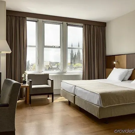 Nh Centre Otel 4*